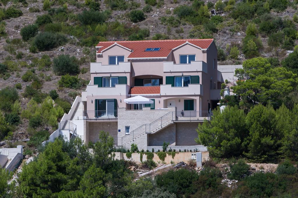 Lastovo Apartments Ladesta מראה חיצוני תמונה