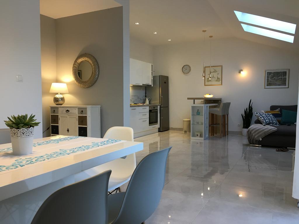 Lastovo Apartments Ladesta מראה חיצוני תמונה