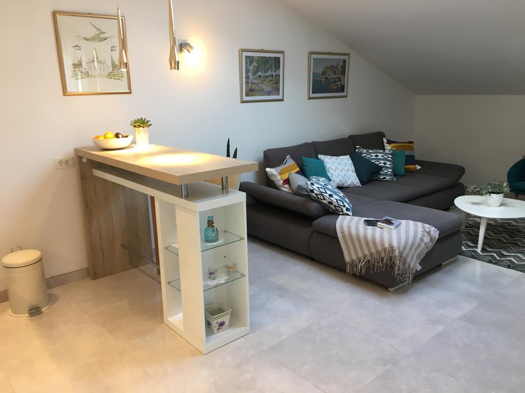 Lastovo Apartments Ladesta מראה חיצוני תמונה