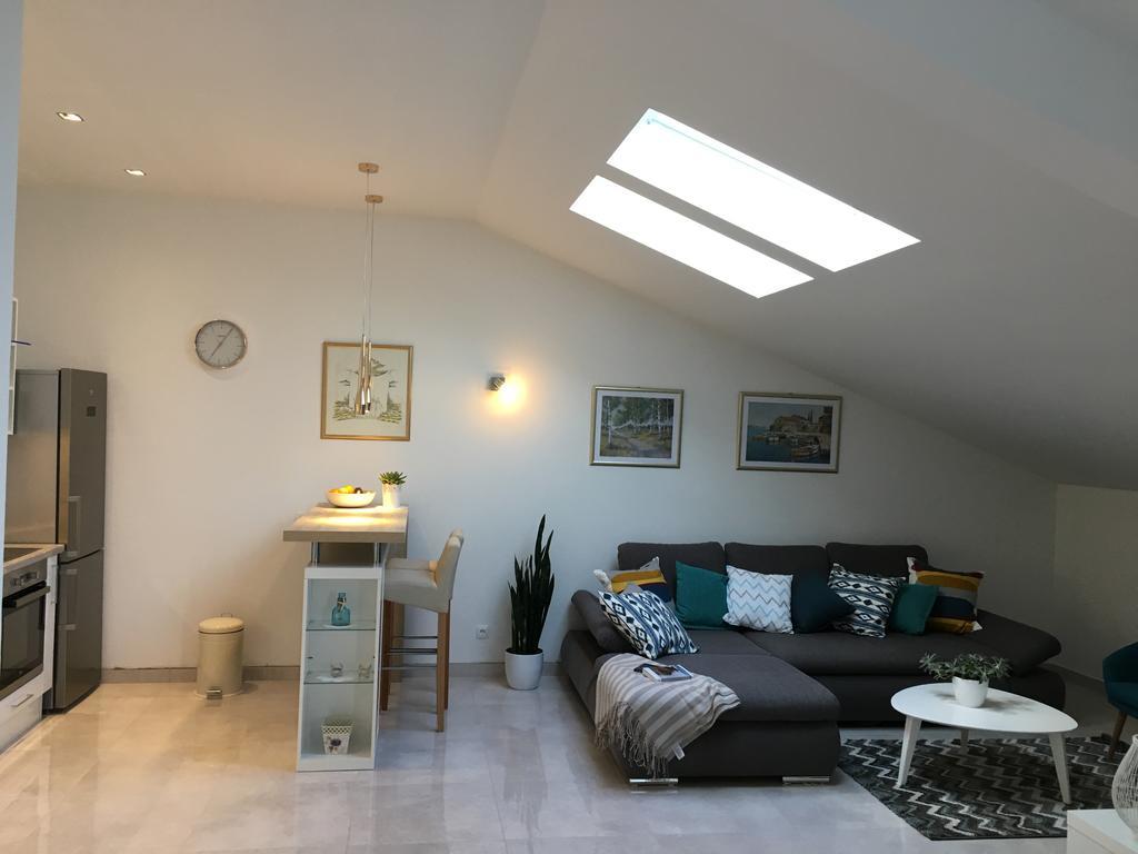 Lastovo Apartments Ladesta מראה חיצוני תמונה