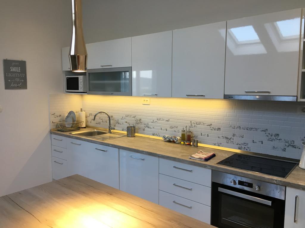 Lastovo Apartments Ladesta מראה חיצוני תמונה